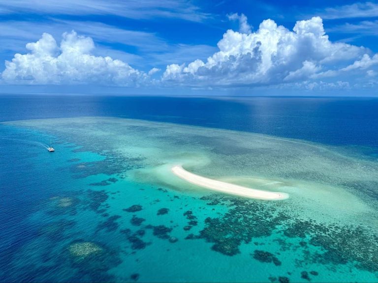 australia-cruise-port-douglas-1-day-helicopter-view