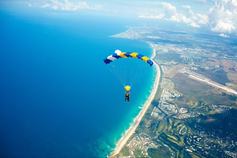 noosa-weather-skydive-beach-glass-house-mountains-beach-view