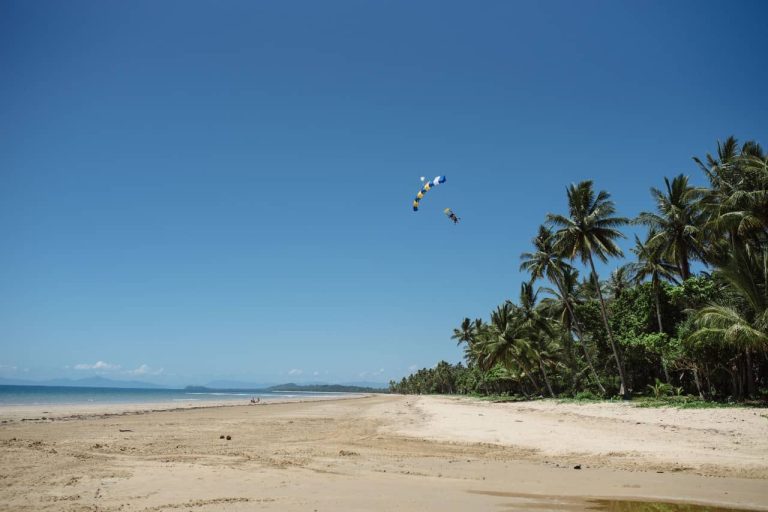 mission-beach-what-to-do-skydiving-weather-landing-jumping