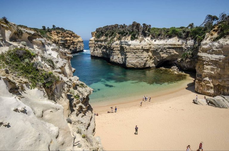 great ocean road guide