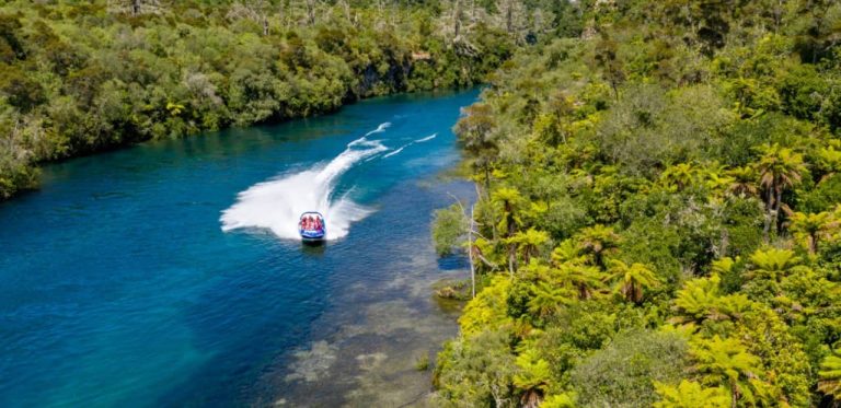 river-huka-falls-jet-boat-taupo-deal
