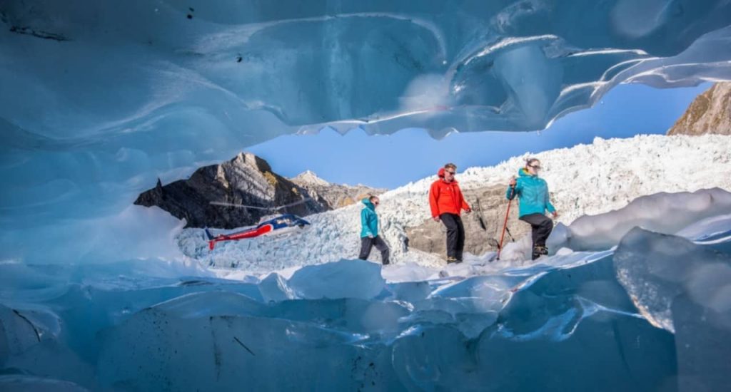 hélicoptère-vol-montagnes-nouvelle-zélande-île-du-sud-côte-ouest-activité-tour