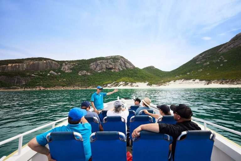 cruise-family-melbourne-wilsons-promontory
