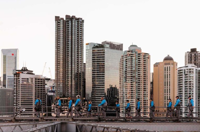 building-brisbane-story-bridge-climbing-experience-tour