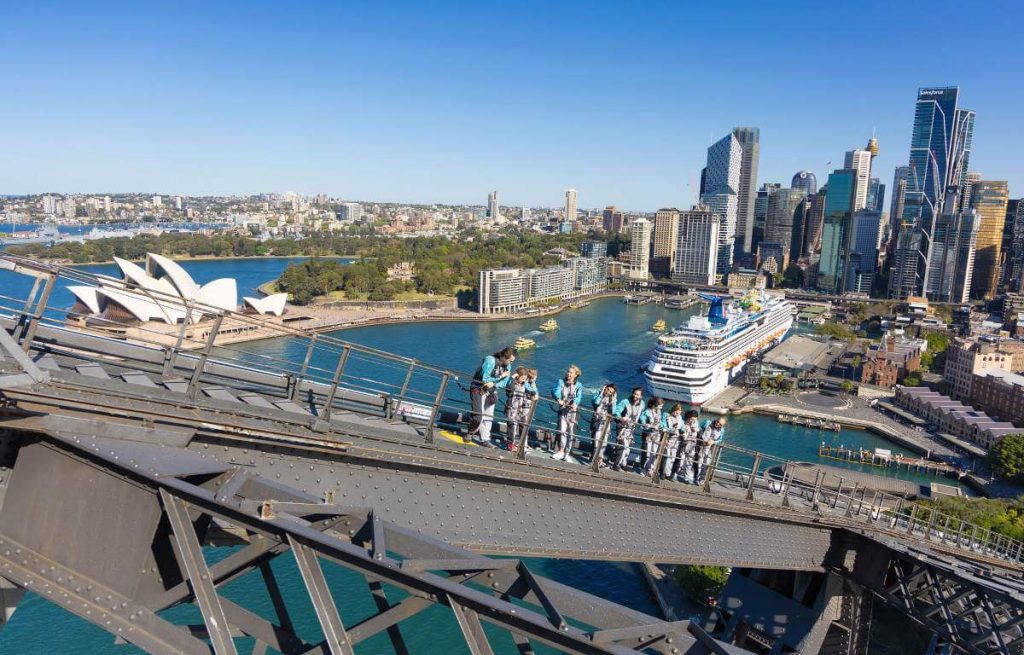 bridge-sydney-harbour-opera-house