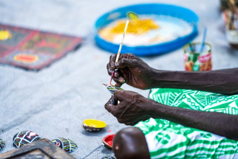 discover-tiwi-islands-traditional-dances-and-artwork-bathurst