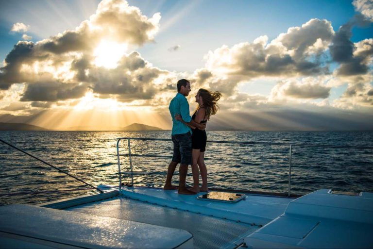 sunset-sailing-cruise-port-douglas-coral-sea-luxury-catamaran